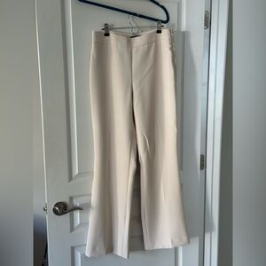 Women Ann Taylor Ivory Wide Leg Pants.  Only one once…Like new!  Size 6